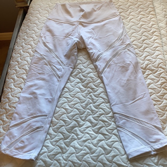 LULULEMON LEGGINGS - Picture 2 of 3